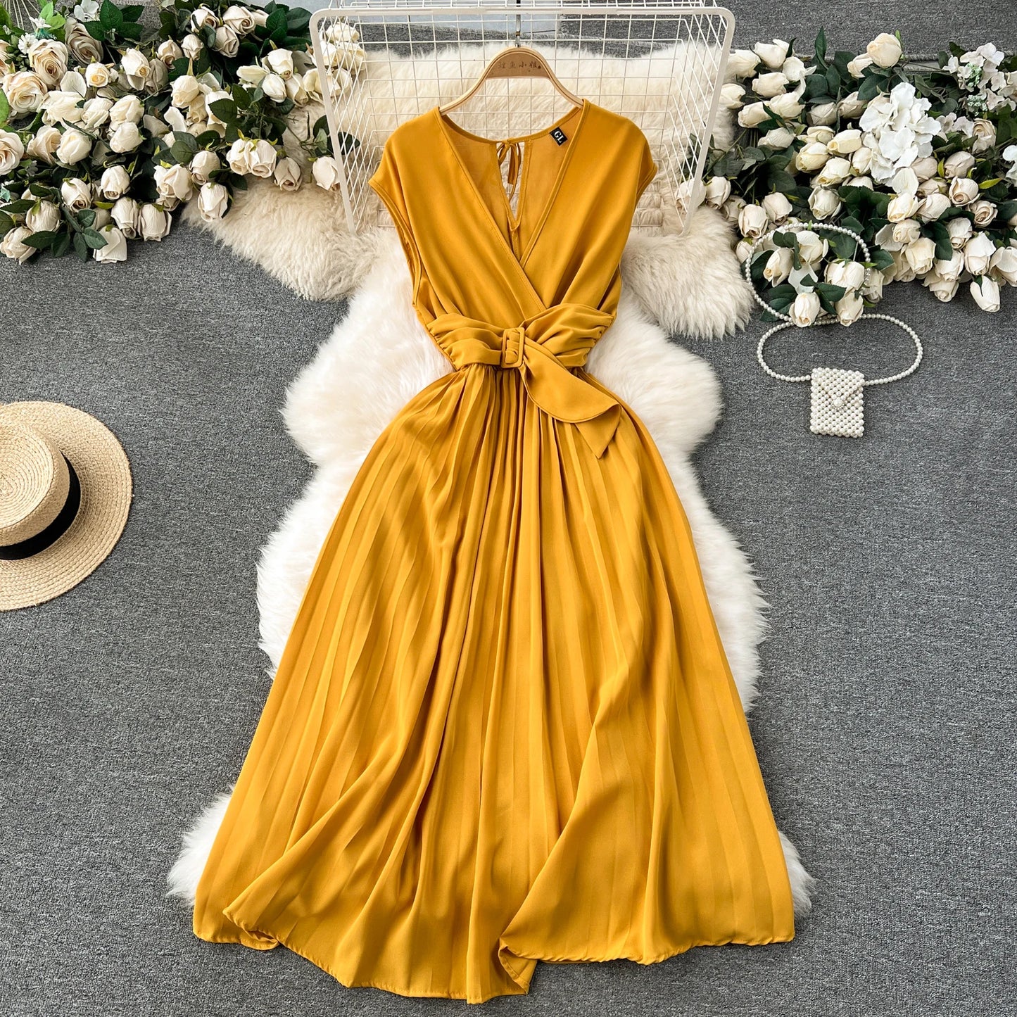 Babs French Vintage Elegant Pleated V-neck Dress A-line Fashion Chiffon Spring Autumn Sleeveless Vestidos Women Dresses