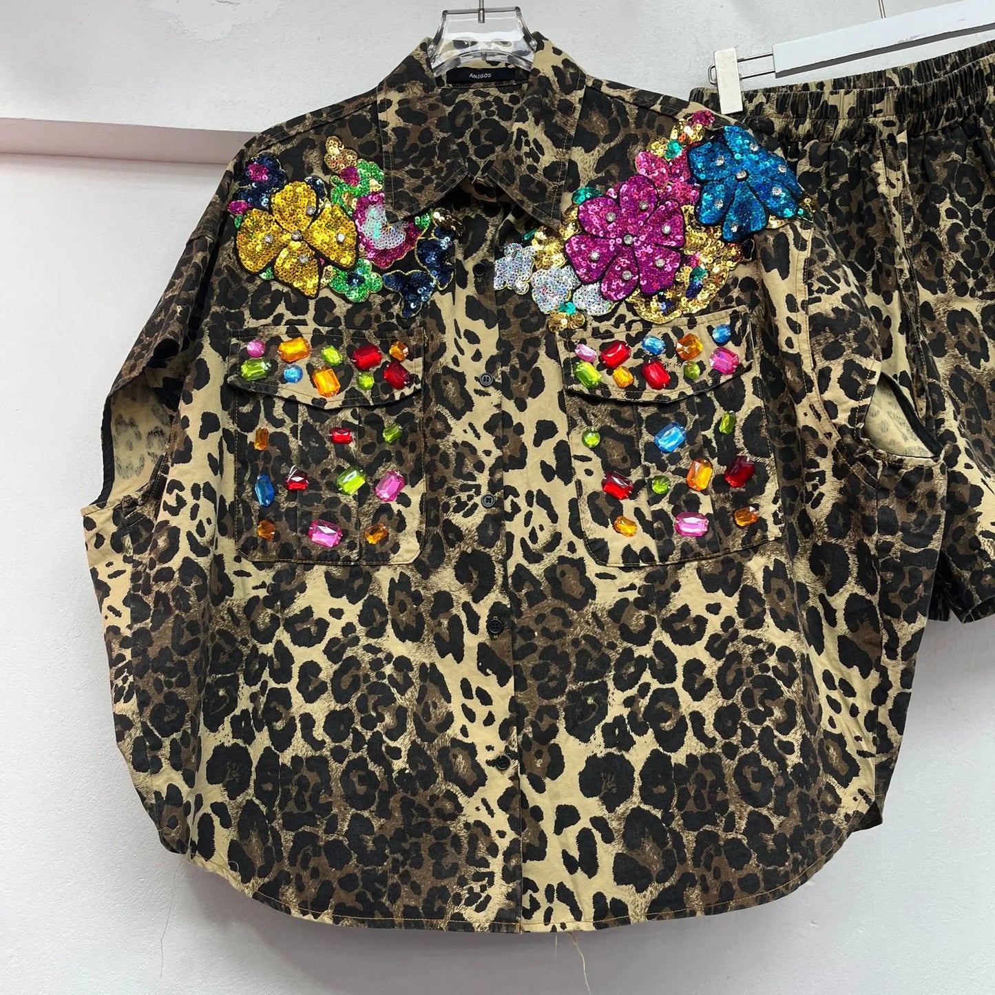 Maxy Leopard Printed Flowers Embroidery Sequined Shirts Rhinestones Blouses Diamonds Beaded Cardigan Tops + Elastic Shorts 2Pcs Set