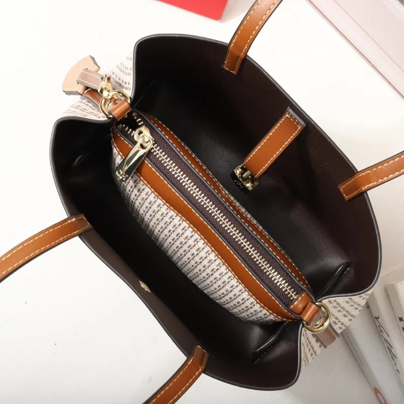 Maxy CH Premium Versatile Leather Crossbody Bag Ladies Large Capacity Daily Commuter Tote Bag Letter Print Design Ladies Fashion