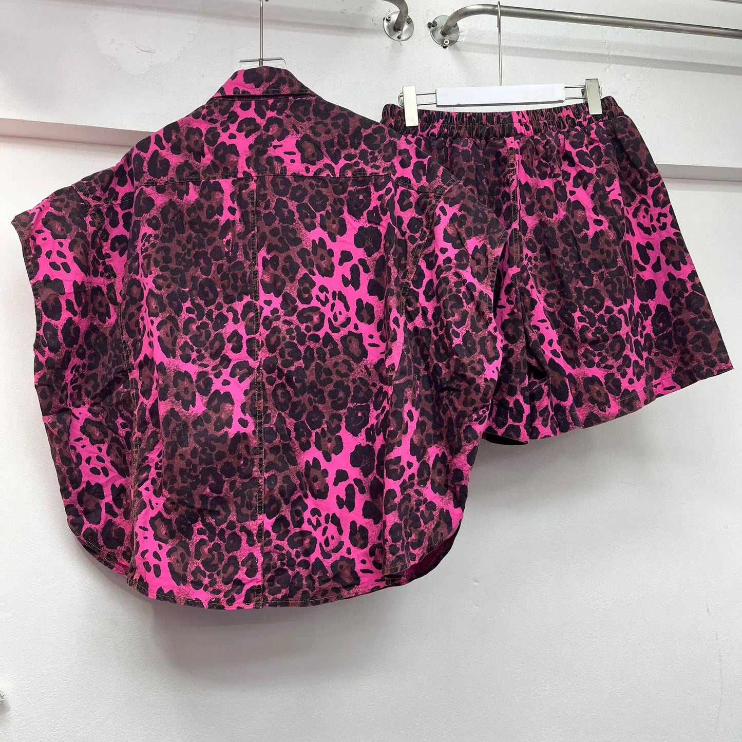 Maxy Leopard Printed Flowers Embroidery Sequined Shirts Rhinestones Blouses Diamonds Beaded Cardigan Tops + Elastic Shorts 2Pcs Set