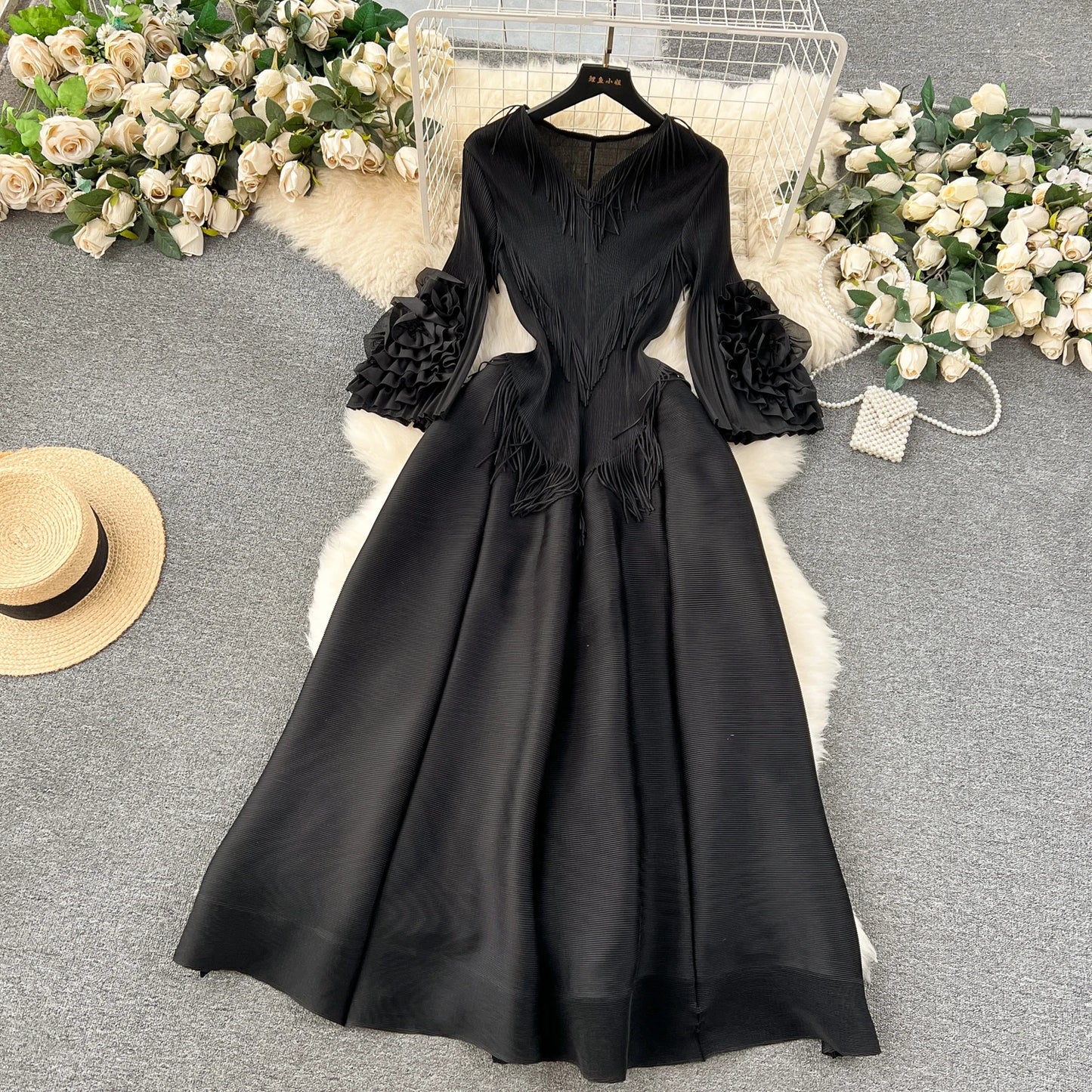 Vintage Elegant V-neck Flare Sleeve tassels pleated Dress A-line Fashion Beach Spring Summer Vestidos Women  Dresses