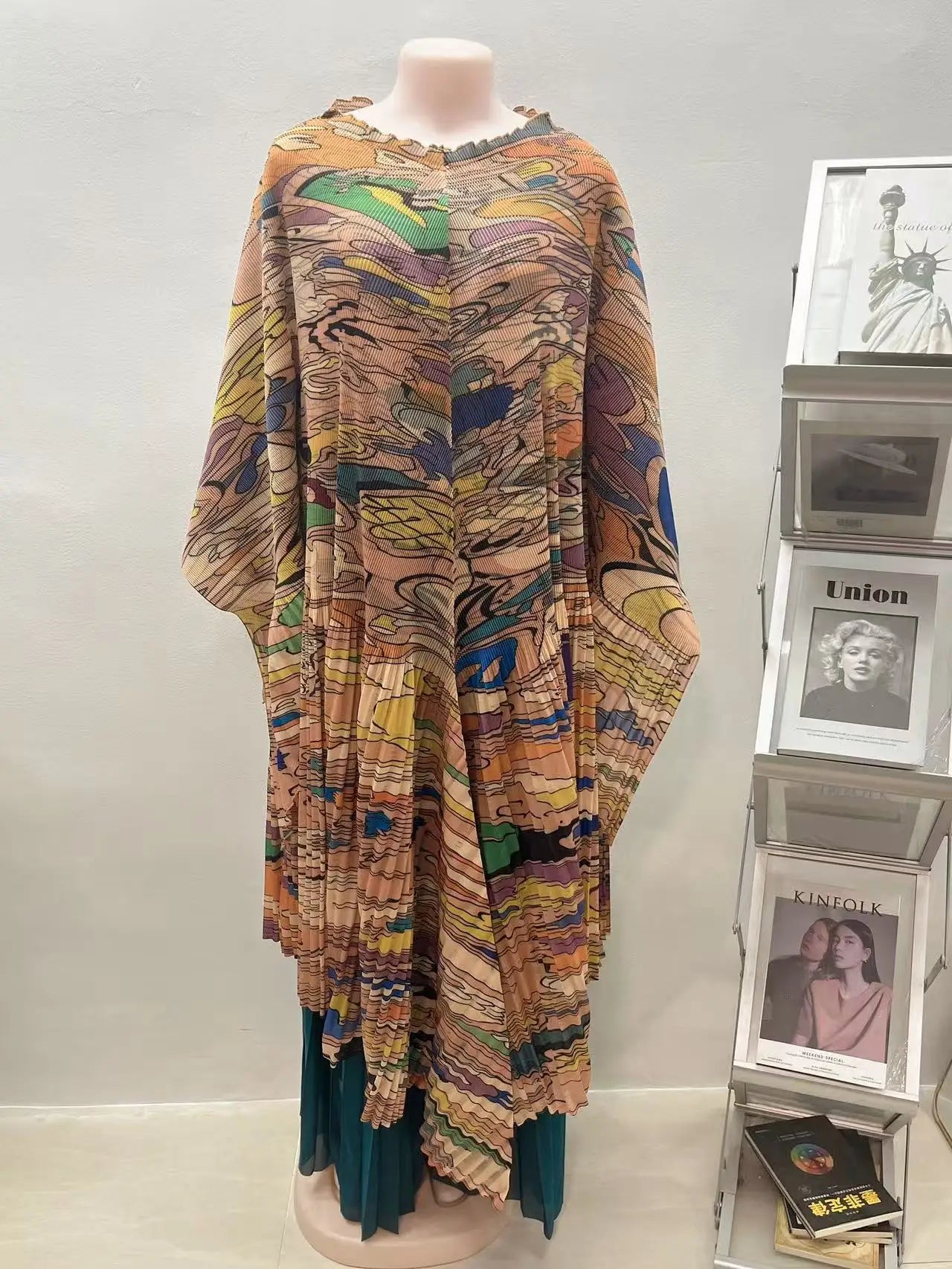 Maxy African Miyake pleated printed suit top + wide-leg straight pants two-piece fashion women's clothing summer new