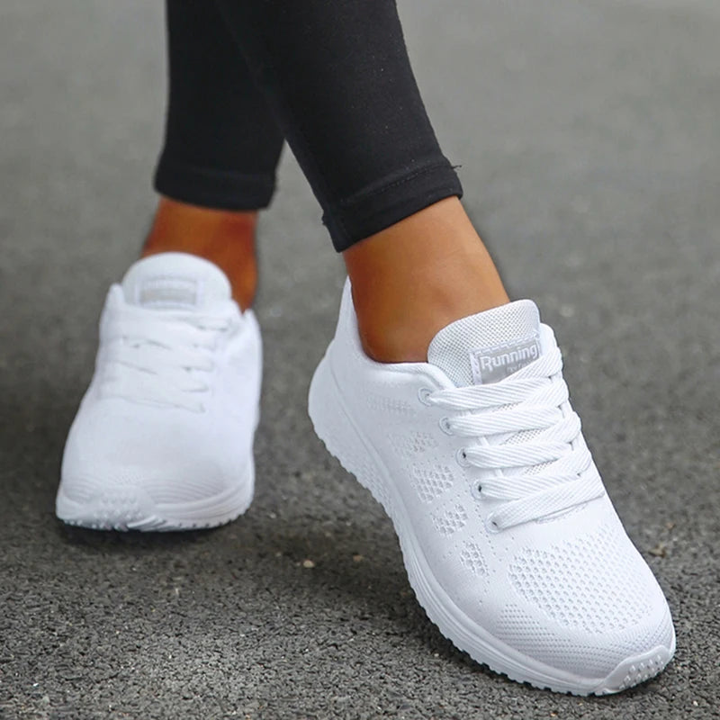 Macy New Fashion Sneakers For Women Walking Soft Sneakers Women Mesh Fabric Lace Up Female Footwear Shoes For Women