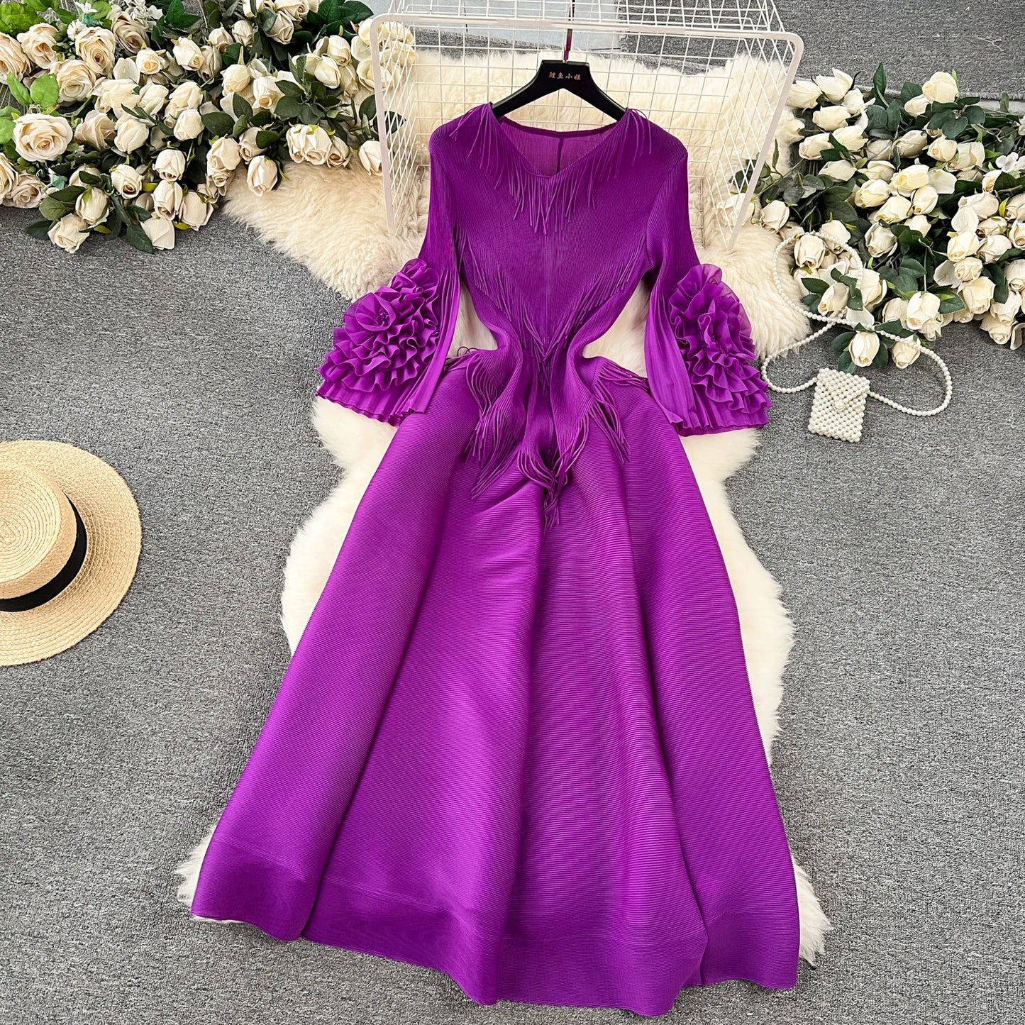 Vintage Elegant V-neck Flare Sleeve tassels pleated Dress A-line Fashion Beach Spring Summer Vestidos Women  Dresses