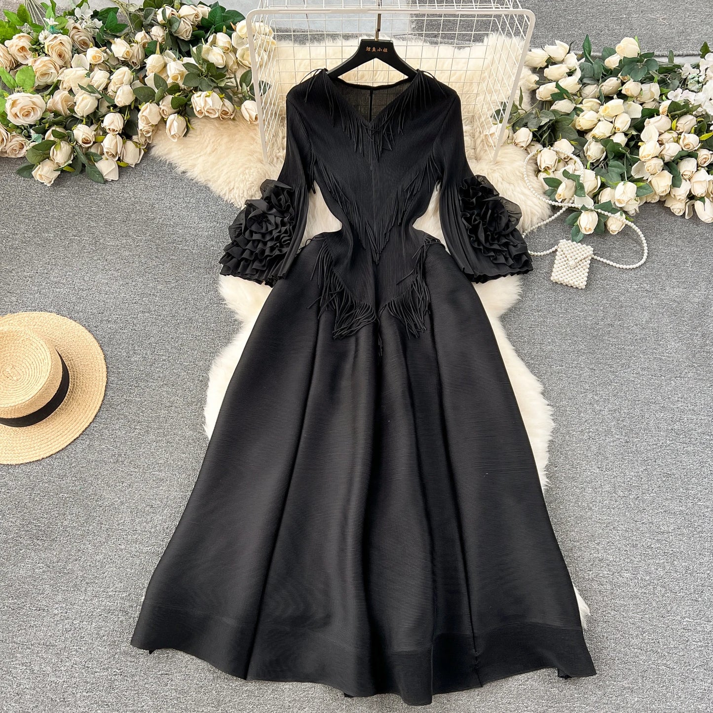 Vintage Elegant V-neck Flare Sleeve tassels pleated Dress A-line Fashion Beach Spring Summer Vestidos Women  Dresses