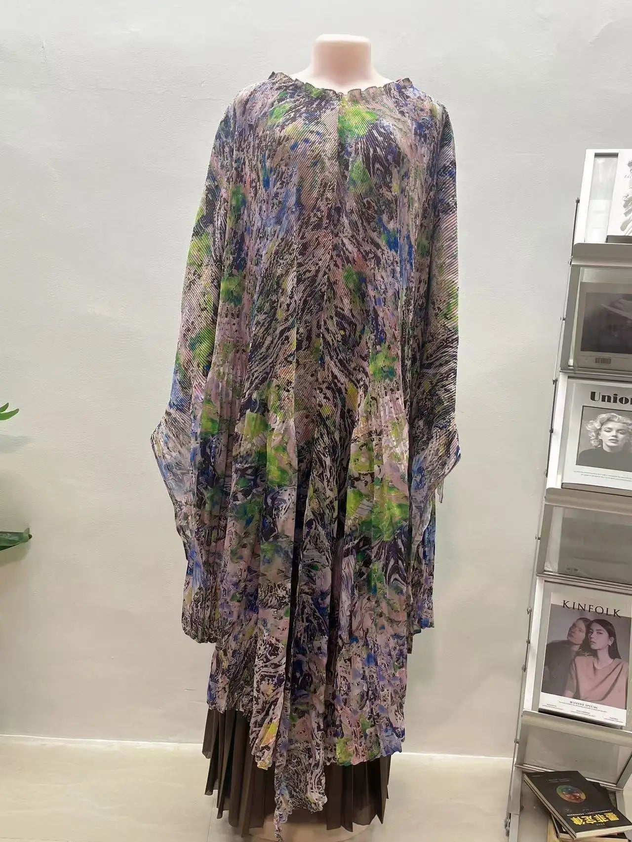 Maxy African Miyake pleated printed suit top + wide-leg straight pants two-piece fashion women's clothing summer new