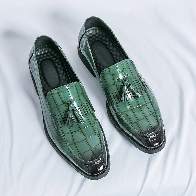 Maxy Classic Men's Casual Loafers Driving Shoes Moccasin Fashion Male Comfortable Slip-On Leather Shoes Men Green Tassel Dress Shoes