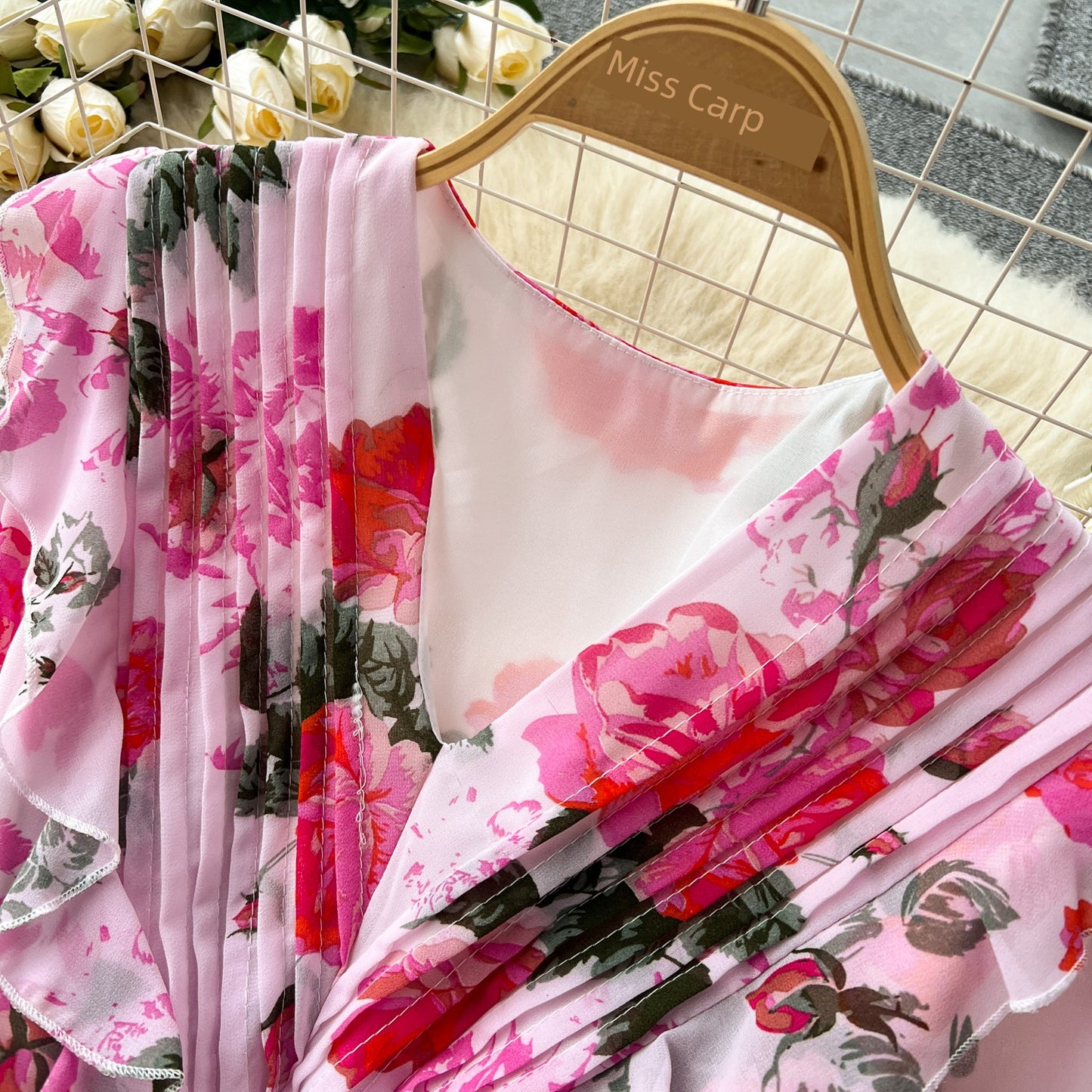 Macy French Style Retro Dress Women's Niche Style Lightly Mature Floral Chiffon Fairy Dress Tight Waist Slim Looking Elegant Pleated Long Dress