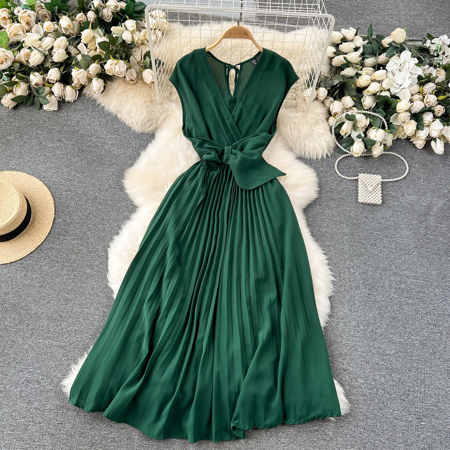 Babs French Vintage Elegant Pleated V-neck Dress A-line Fashion Chiffon Spring Autumn Sleeveless Vestidos Women Dresses