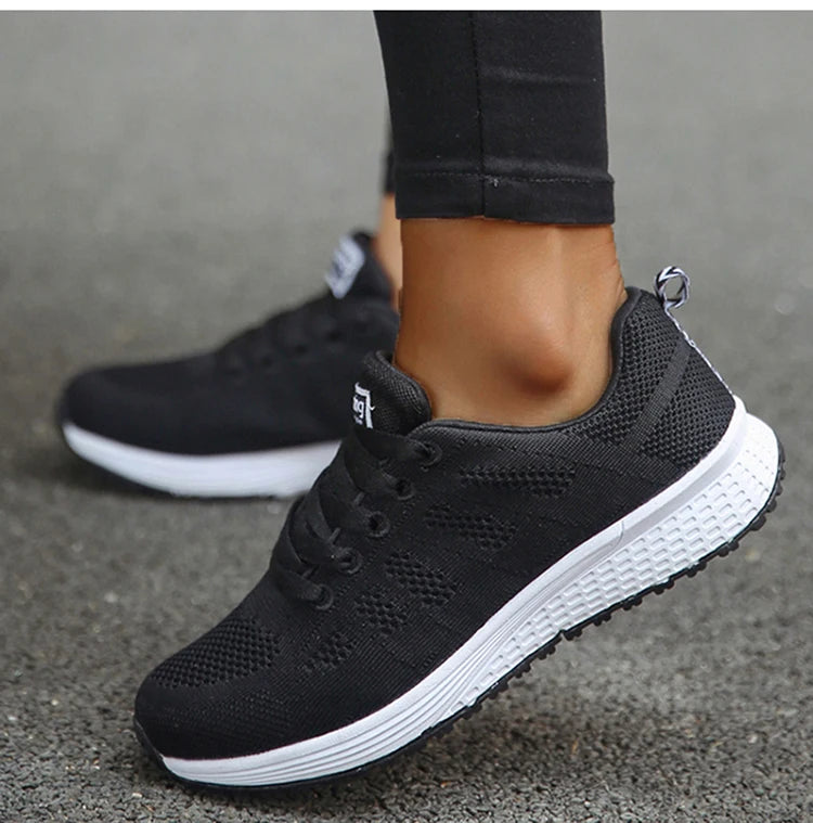 Macy New Fashion Sneakers For Women Walking Soft Sneakers Women Mesh Fabric Lace Up Female Footwear Shoes For Women