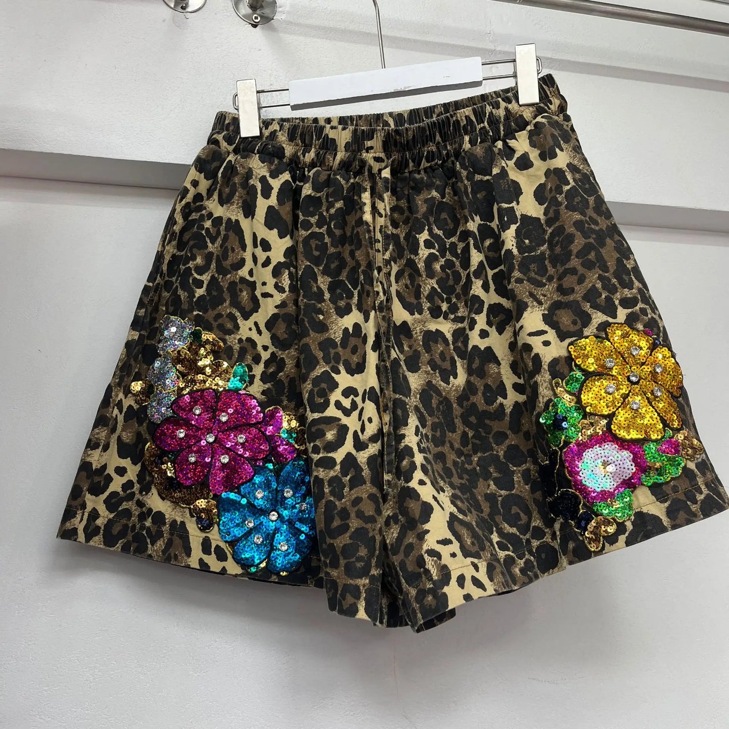 Maxy Leopard Printed Flowers Embroidery Sequined Shirts Rhinestones Blouses Diamonds Beaded Cardigan Tops + Elastic Shorts 2Pcs Set