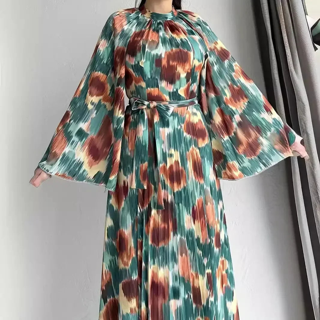 Maxy An Indian Ladies' Muslim Robe. It Is A Fashionable Long - Printed Dress with A Belt From Dubai, Turkey in The Middle East