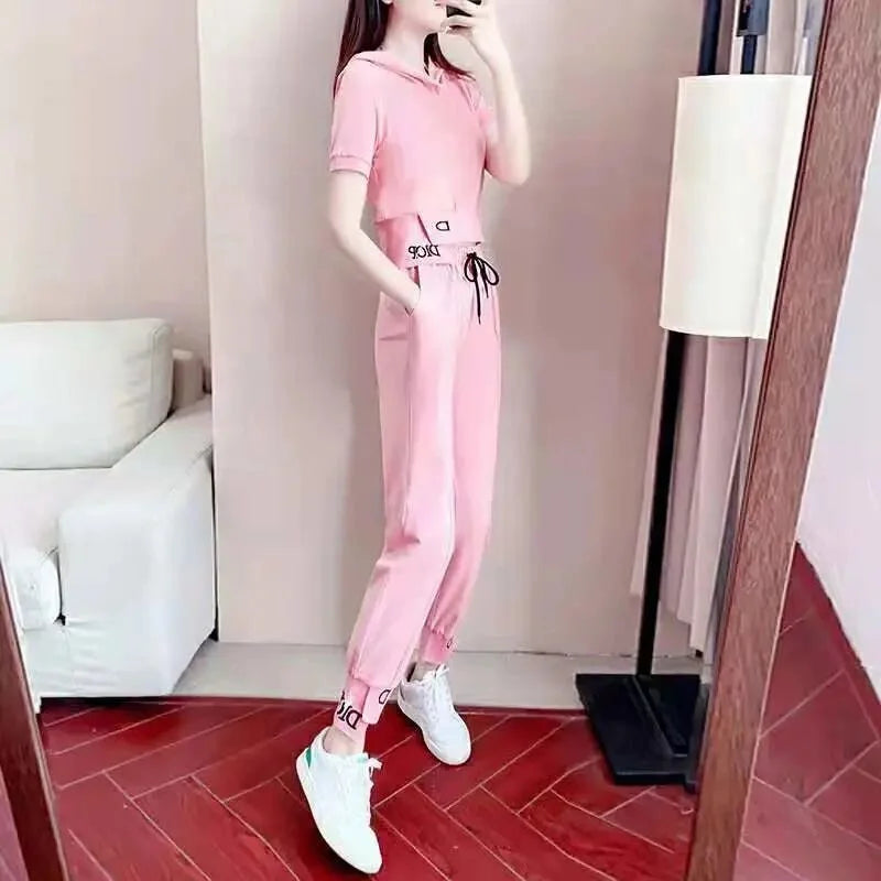 Zay Women's Fashion Tracksuit Spring Summer New and Korean Version Sports Casual Suit Short Sleeve Crop Top Pants Two Piece Set