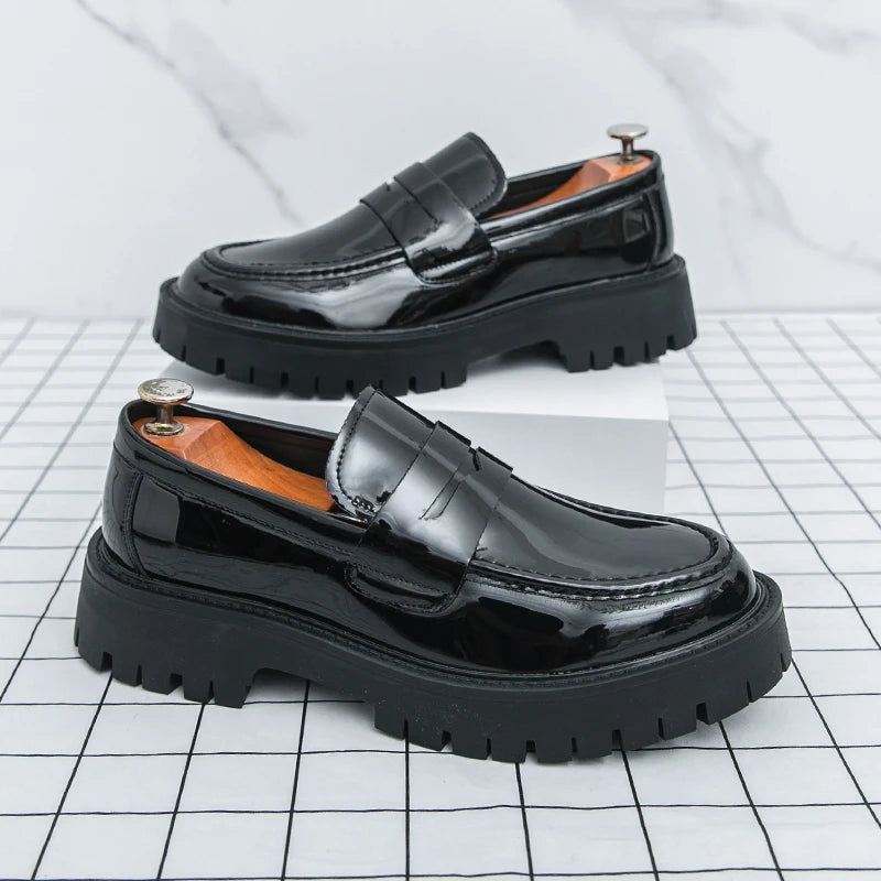 Visco Four Seasons Classic Men Formal Leather Shoes Men Casual Thick-soled Anti-slip Fashionable Loafers Wedding Banquet Shoes Men
