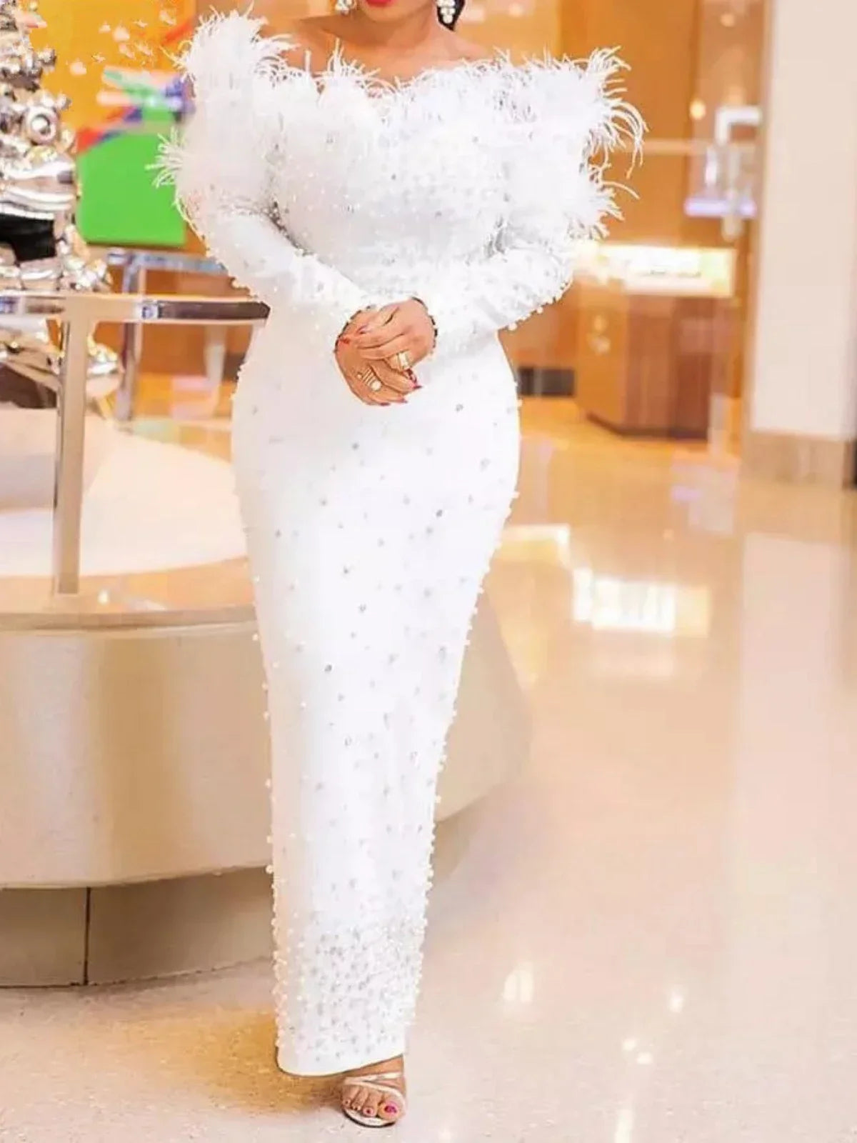 Maxy High-end Luxury Beaded Dress Long Sleeve Evening Dress New White Elegant Women's Wear Slim Feather Neckline Bandage Off Shoulder