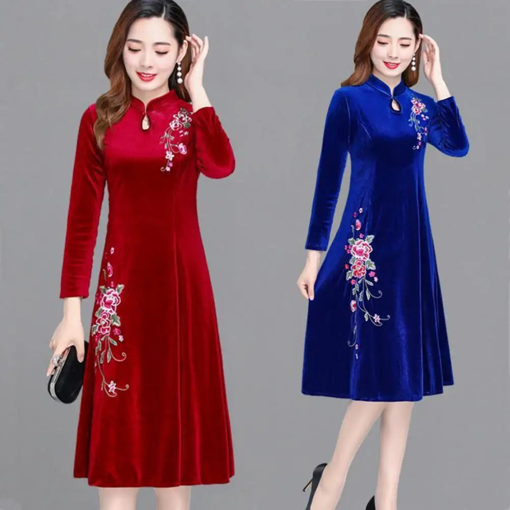 Amay Women Fall Winter Dress Flower Embroidery Hollow Out Velvet Dress Thick Big Swing Stand Collar Long Sleeve A-line Dress