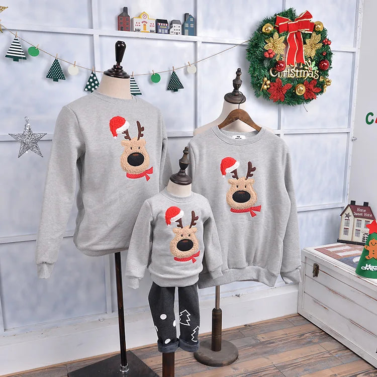 Maxy 2024 New Christmas Sweaters Family Matching Clothes Outfits Baby Girl Boy Mommy and Dad Mom Thick Deer Santa Claus Pajamas