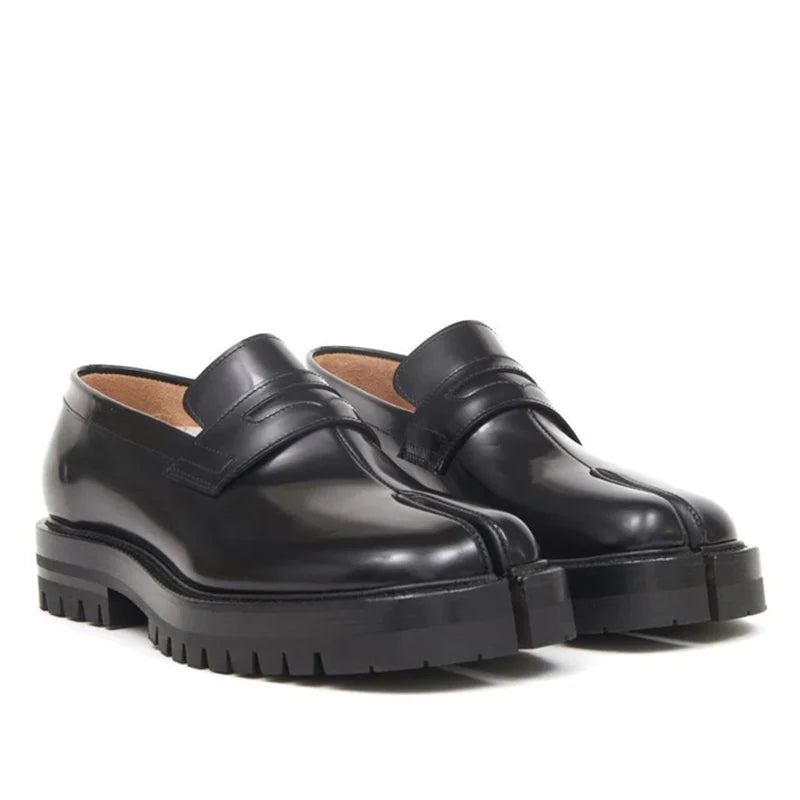Maxy New Tabi Flats Women Slip-On Lazy Loafers Women Patent Leather Tabi Shoes Platform Shoes Woman Loafers Split Toe Pig Hoof Shoes