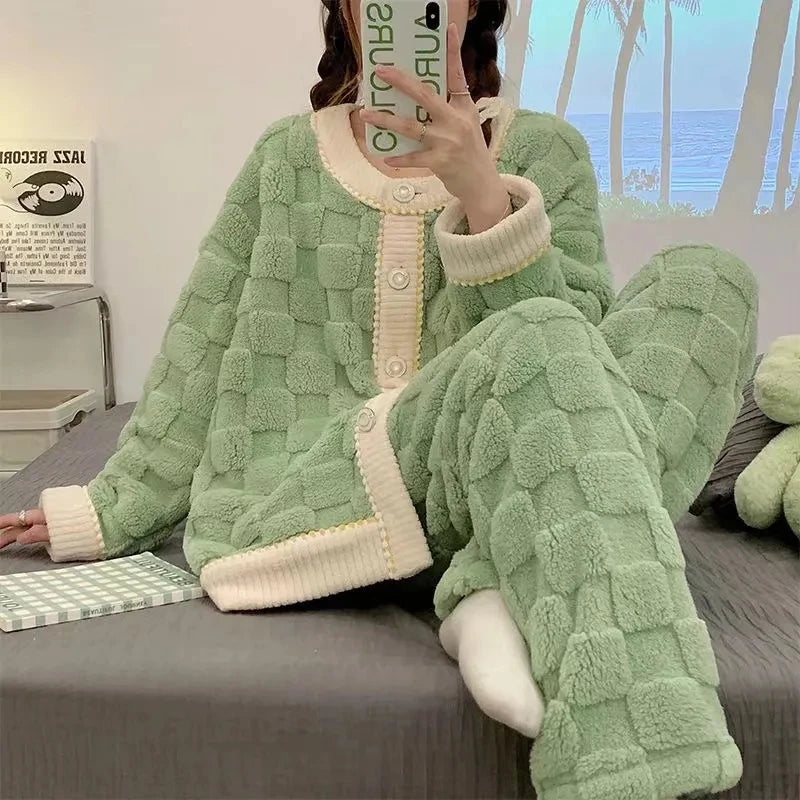 Maxy Plush Thick Warm Sleepwear Flannel Winter Home wear Set 2024 New Pajama Women's Autumn Winter Loungewear Coral Velvet Cute Sweet