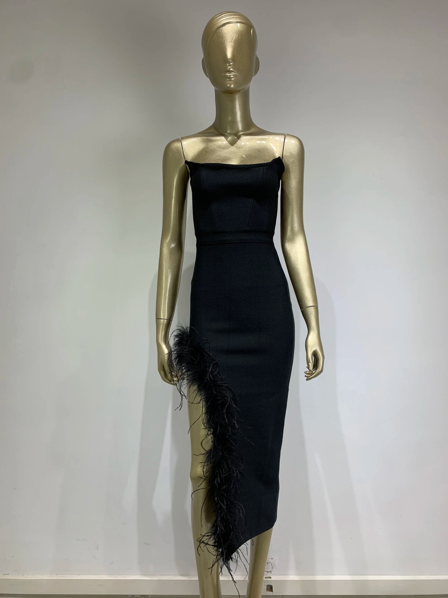 Babs High End Fashion Women Elegant Strapless Open Leg Asymmetric Furry Bandage Dress Celebrity Evening Party Formal Gowns