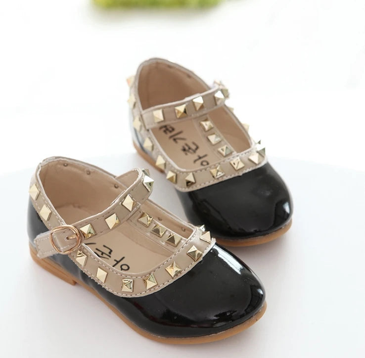 Maxy New Fashion Children Girls Princess Shoes PU Leather toddler Baby Flat-heel Kids Mary Jean Shoes Fasion Rivets Student Sneakers