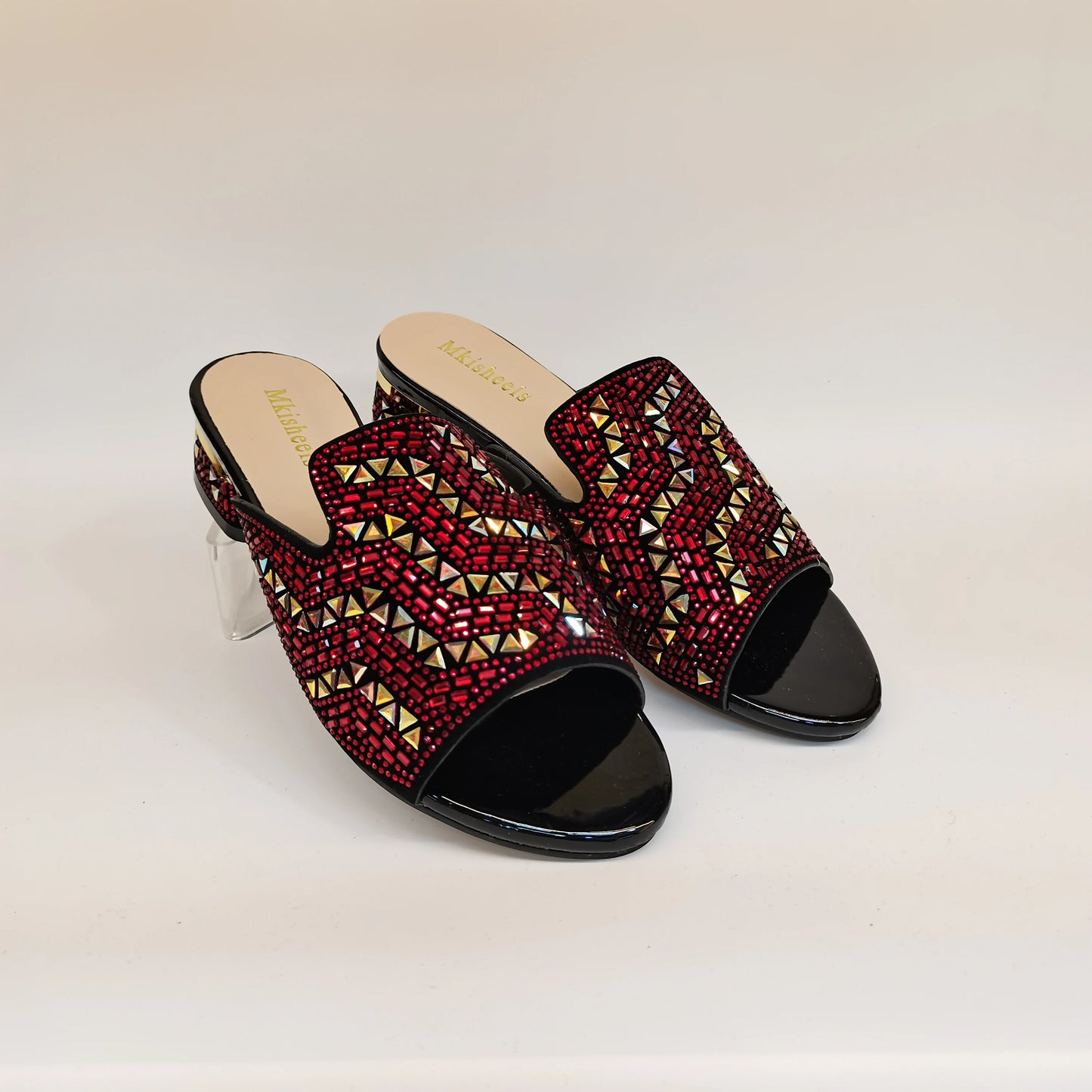 Maxy New Classic Design Women's Rhinestone Sandals Italian Style Lady Slippers Low Heel Lady Comfy Sandals for Party Daily F4-1213-1