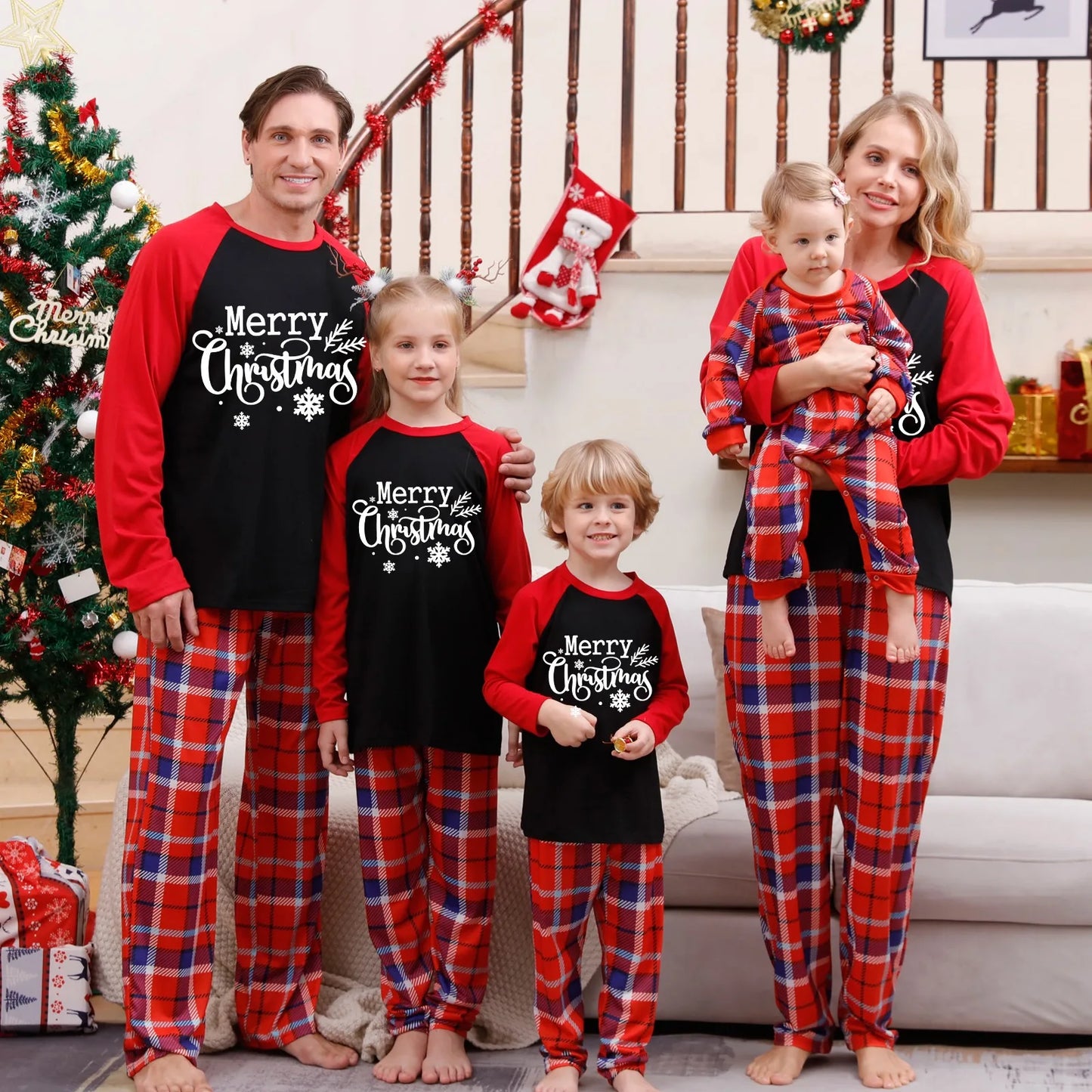 Merry Christmas Cartoon Print Family Pajamas Set Mother Father Kids Matching Outfit Baby Romper Boys Girls Clothes Xmas Look Pjs