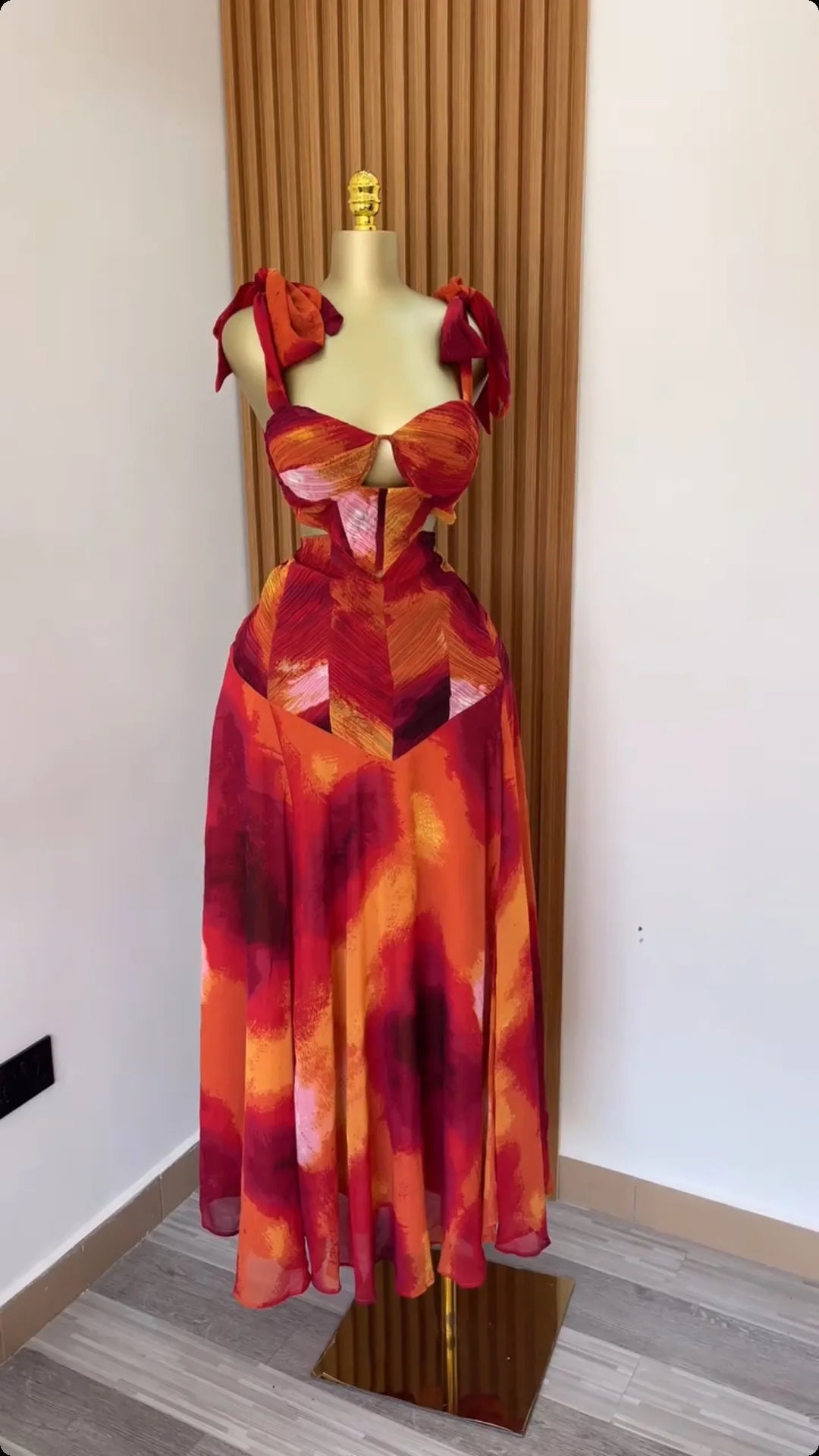 Maxy Party Dress Women Long Dresses V Neck Sling High Waist Slim Pleated Elegant Y2k Maxy Sleeveless Elegant Streetwear