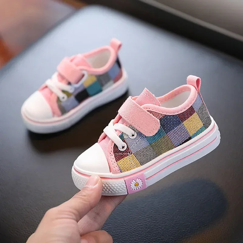 Maxy Girls Skate Shoes Kids Casual Sneakers for Toddlers Boys School Children's Shoes Checkered with Daisy Flowers Patchwork 21-32