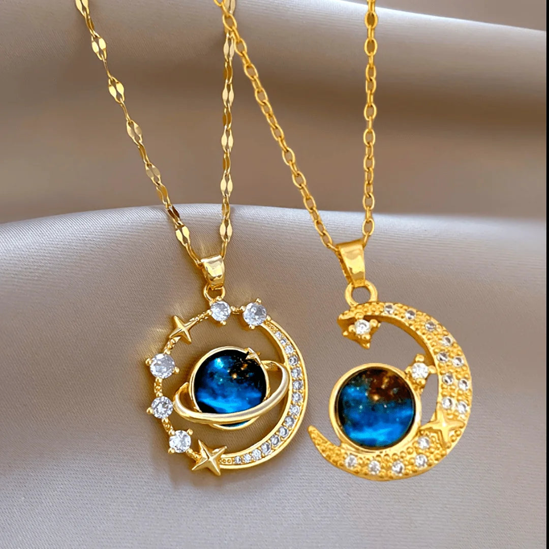 Maxy Fashionable Pendant Necklaces for Both Men and Women, Suitable for Daily and Party Wear, Couple's Necklace