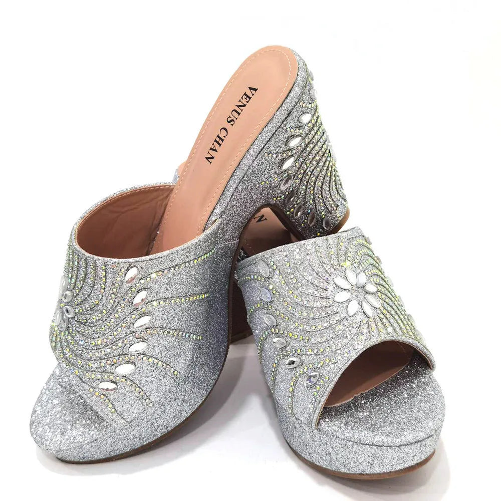 Maxy High Heels Shoes for Women Fashion Embroidery Rhinestone Italian Design Silver Color Round Head Shoes and Bags Set