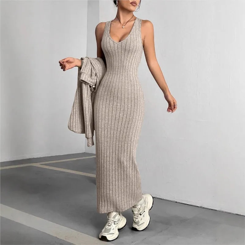 Maxy Women's New Fashion Suit Fall Winter Hooded Shawl Long-sleeve Sweatshirt Vest Short Skirt Slim Two-piece Set Suit Women Clothing