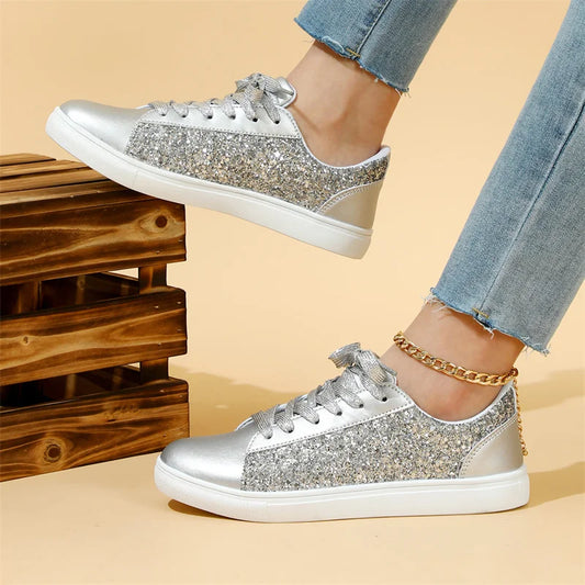 Amay Hot Fashion Red Women's Sneaker Comfortable Flat Low Cut Casual Sneaker Shoes Women Autumn Mirrors Plus Size 46 Skateboard Shoes