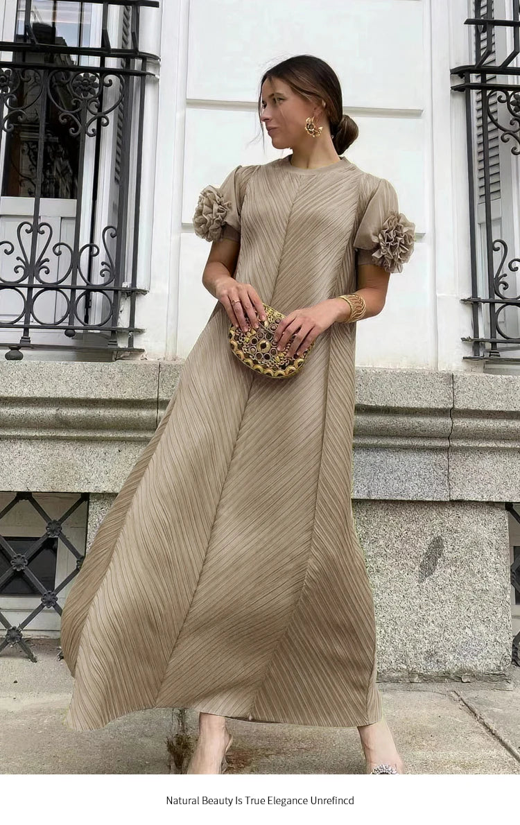 Maxy Pleated Heavy Industry Flower Disc Geometric Pleated Dress Versatile Age-reducing Mother Outfit for Women