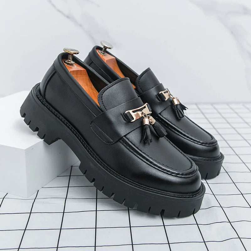 Visco Four Seasons Classic Men Formal Leather Shoes Men Casual Thick-soled Anti-slip Fashionable Loafers Wedding Banquet Shoes Men
