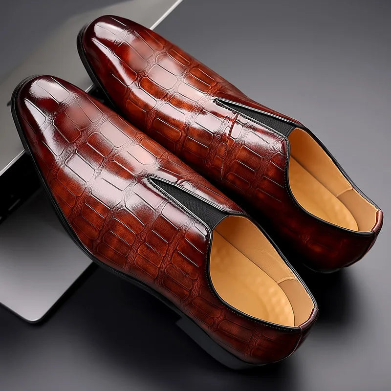 Amay Luxurious Men's Leather slip on Shoes Business Man Flat Classic Men Dress Shoes Leather Italian Formal Oxford shoes