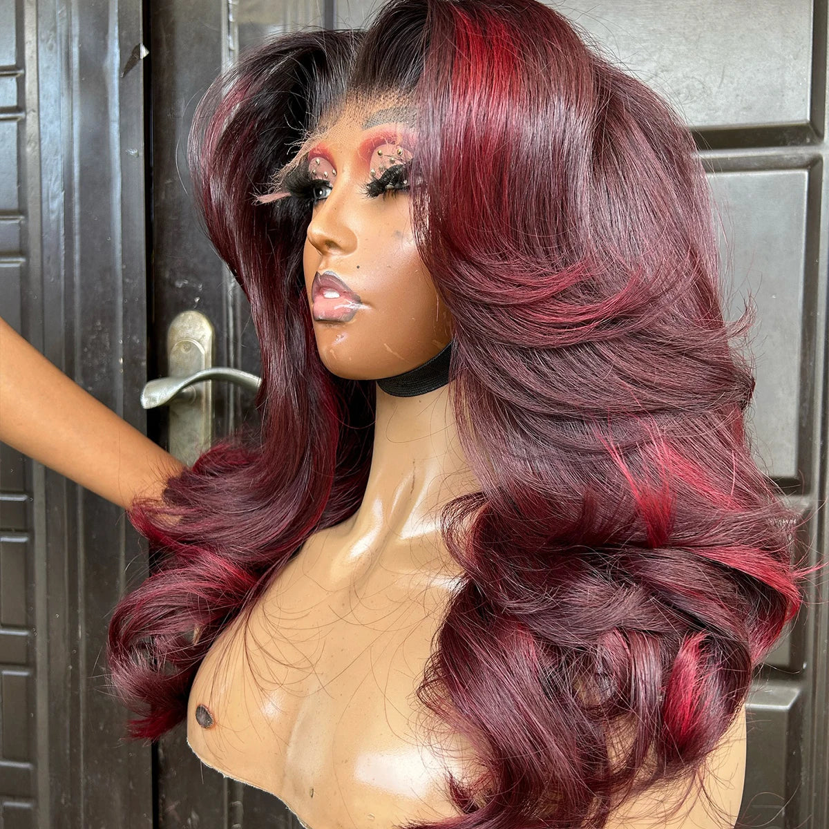 Maxy Burgundy Highlight 13×4/13×6 HD Lace Frontal Wig Body Wave Glueless Wigs 360 HD Lace Preplucked For Women Wear.