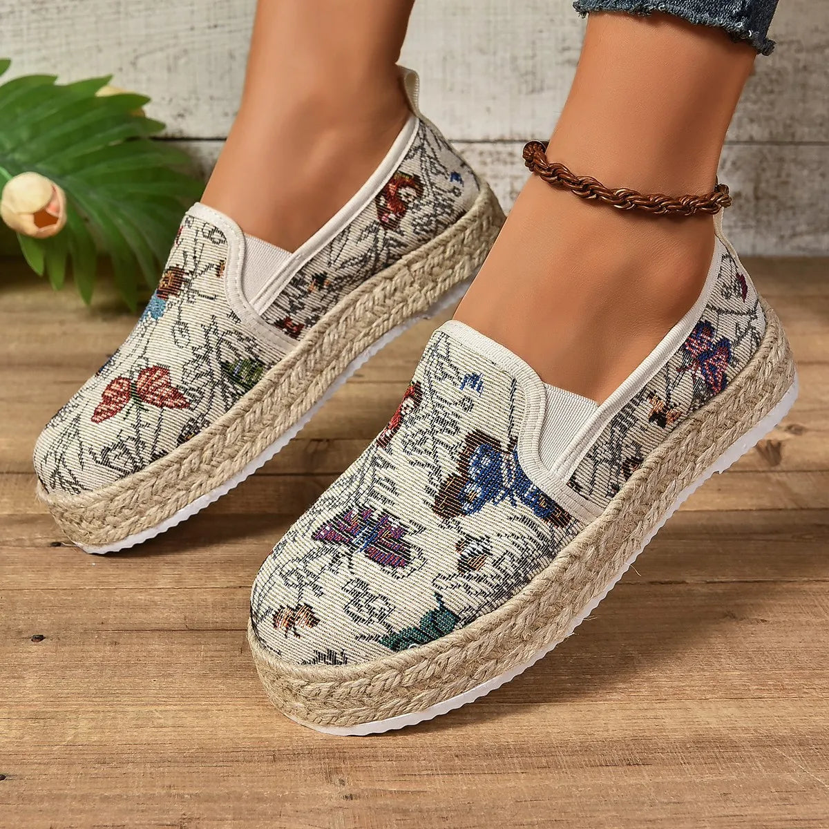 Maxy Women Flats Shoes Summer New Fashion Platform Loafers Flowers Casual Comfortable Sneakers Women Barefoot Shipping Shoes