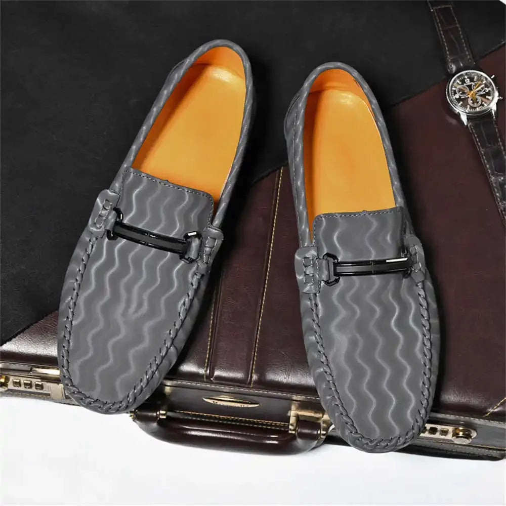 Amay Synthetic Leather Extra Large Sizes Products Casual Style Sneakers Famous Brand Shoes Man Sports