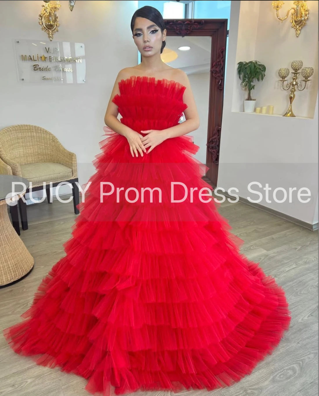 Maxy Customized Red Prom Dresses Elegant Women Strapless Tiered Dubai Bespoke Occasion Turkey Wedding Party Dress Gala Ball Gown