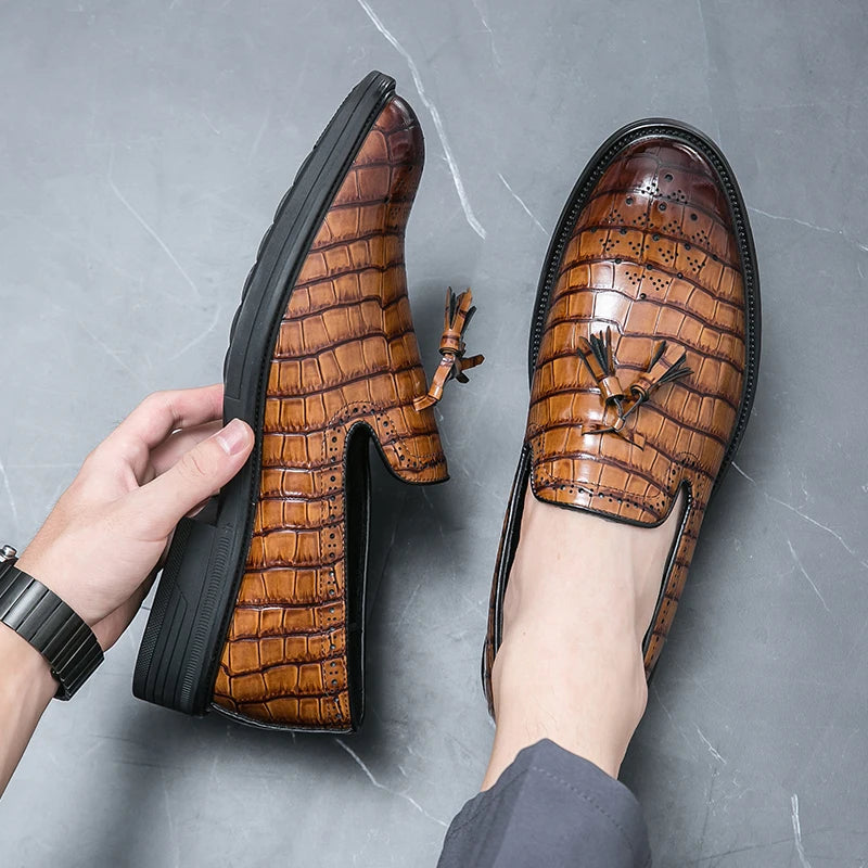 Amay Men's business Dress Shoes Luxury Italian Style Fashion Men Formal business Shoes Nightclub Wedding party Dress Formal Loafers