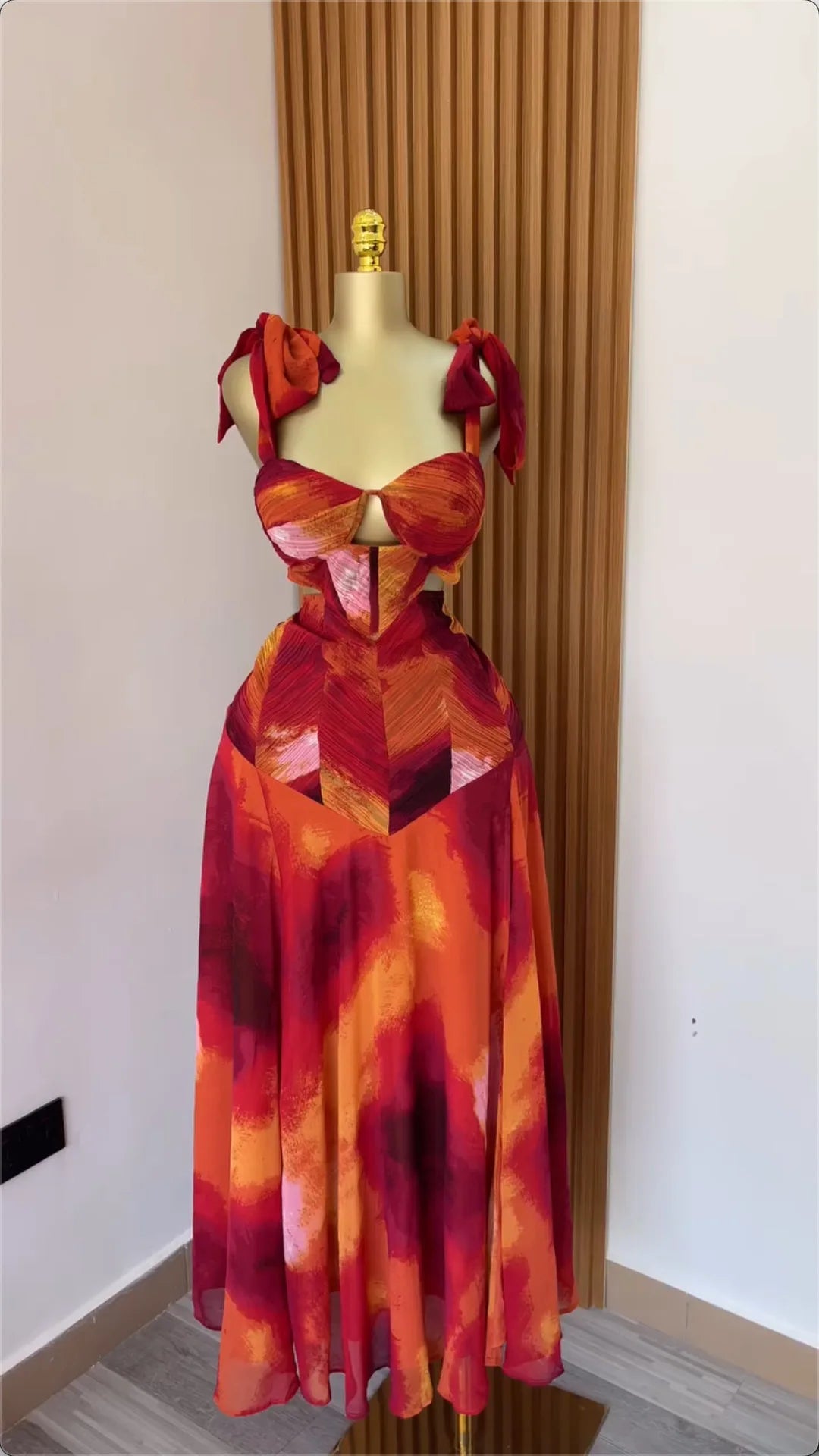 Maxy Party Dress Women Long Dresses V Neck Sling High Waist Slim Pleated Elegant Y2k Maxy Sleeveless Elegant Streetwear