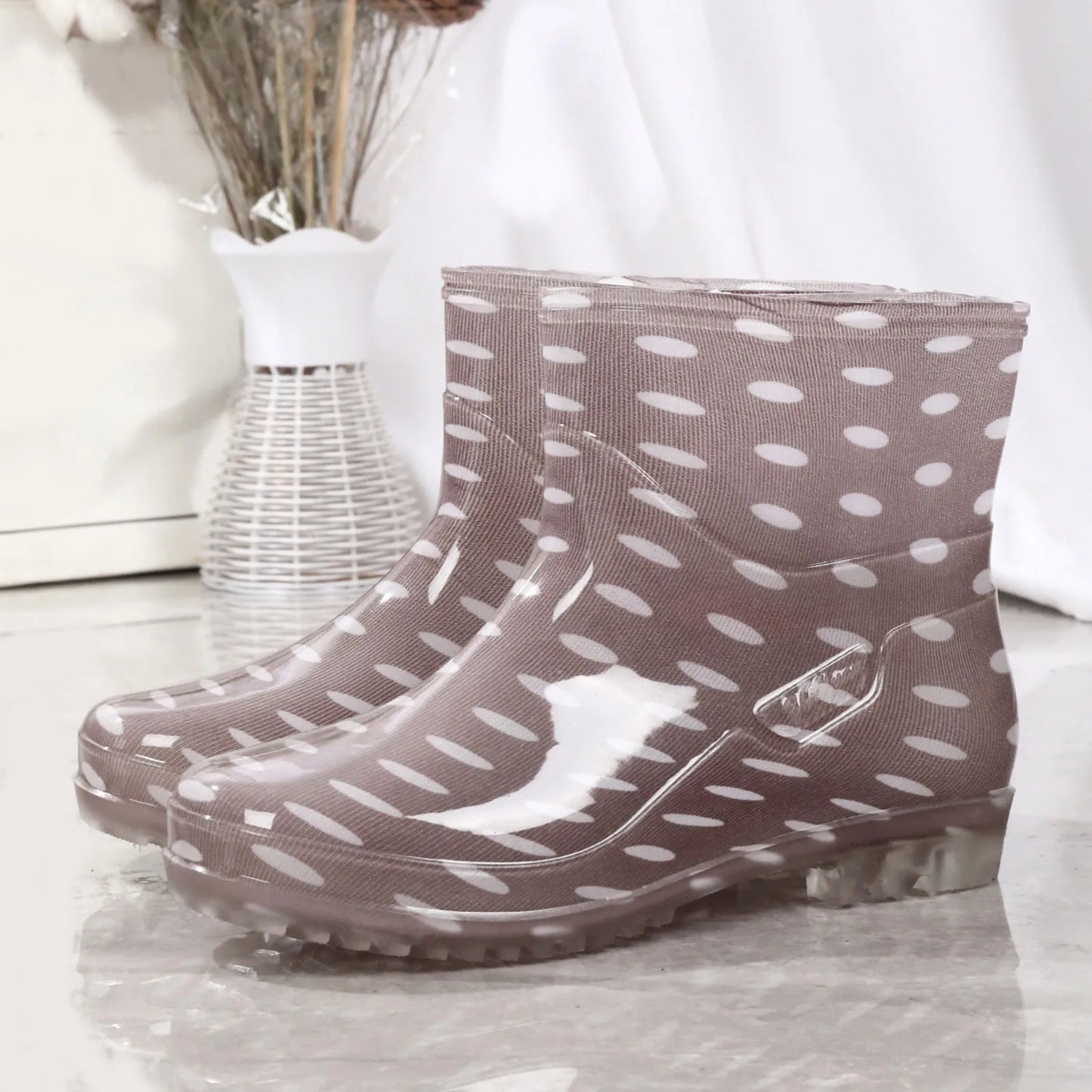 Maxy Fashion Rain Boots Womens NonSlip MidCalf Length Waterproof Shoes Rubber Boots Short Tube Winter Cotton plus Kitchen Rubber Shoes