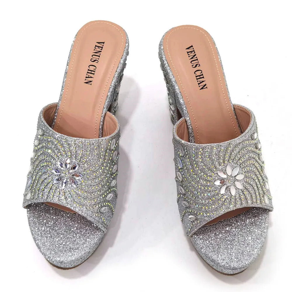 Maxy High Heels Shoes for Women Fashion Embroidery Rhinestone Italian Design Silver Color Round Head Shoes and Bags Set