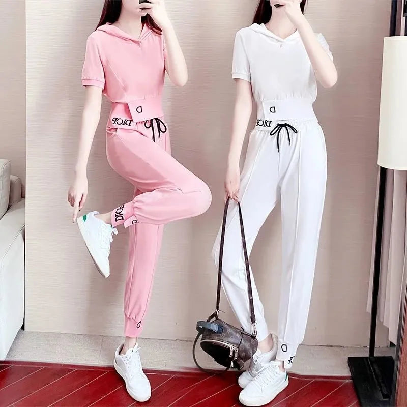 Zay Women's Fashion Tracksuit Spring Summer New and Korean Version Sports Casual Suit Short Sleeve Crop Top Pants Two Piece Set