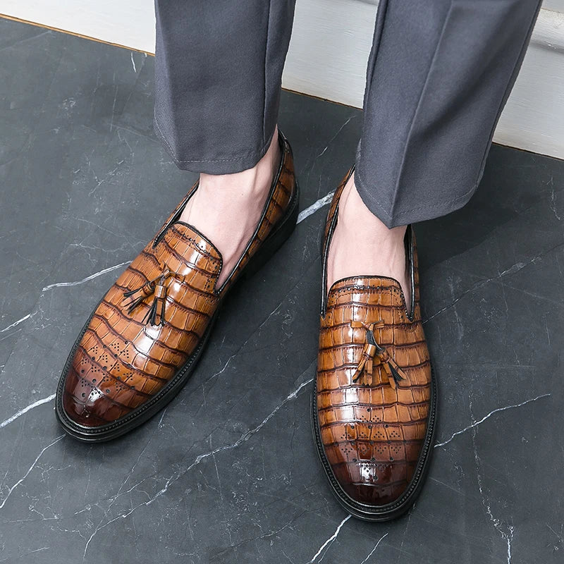 Amay Men's business Dress Shoes Luxury Italian Style Fashion Men Formal business Shoes Nightclub Wedding party Dress Formal Loafers