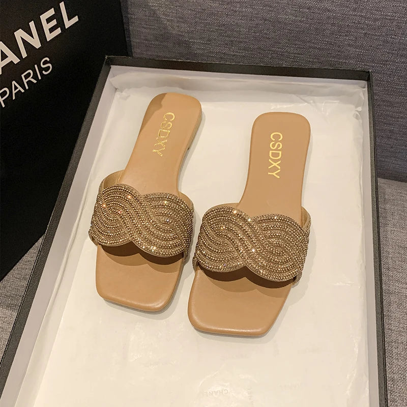 Maxy New 2024 Summer Flat Heel Rhinestone Ladies Shoes Women Fashion Rhinestones Sandals High Quality Outdoor Beach Slides Slippers