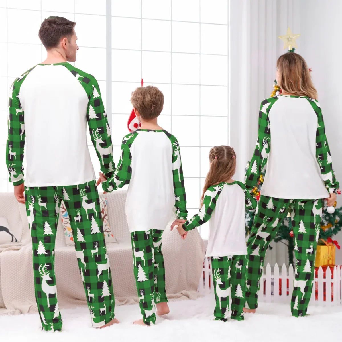 Maxy Christmas Family Look Sleepwear Mom Dad Xmas Family Matching Pajamas Santa Tree Patchwork Shirt Mother Daughter Matching Clothes