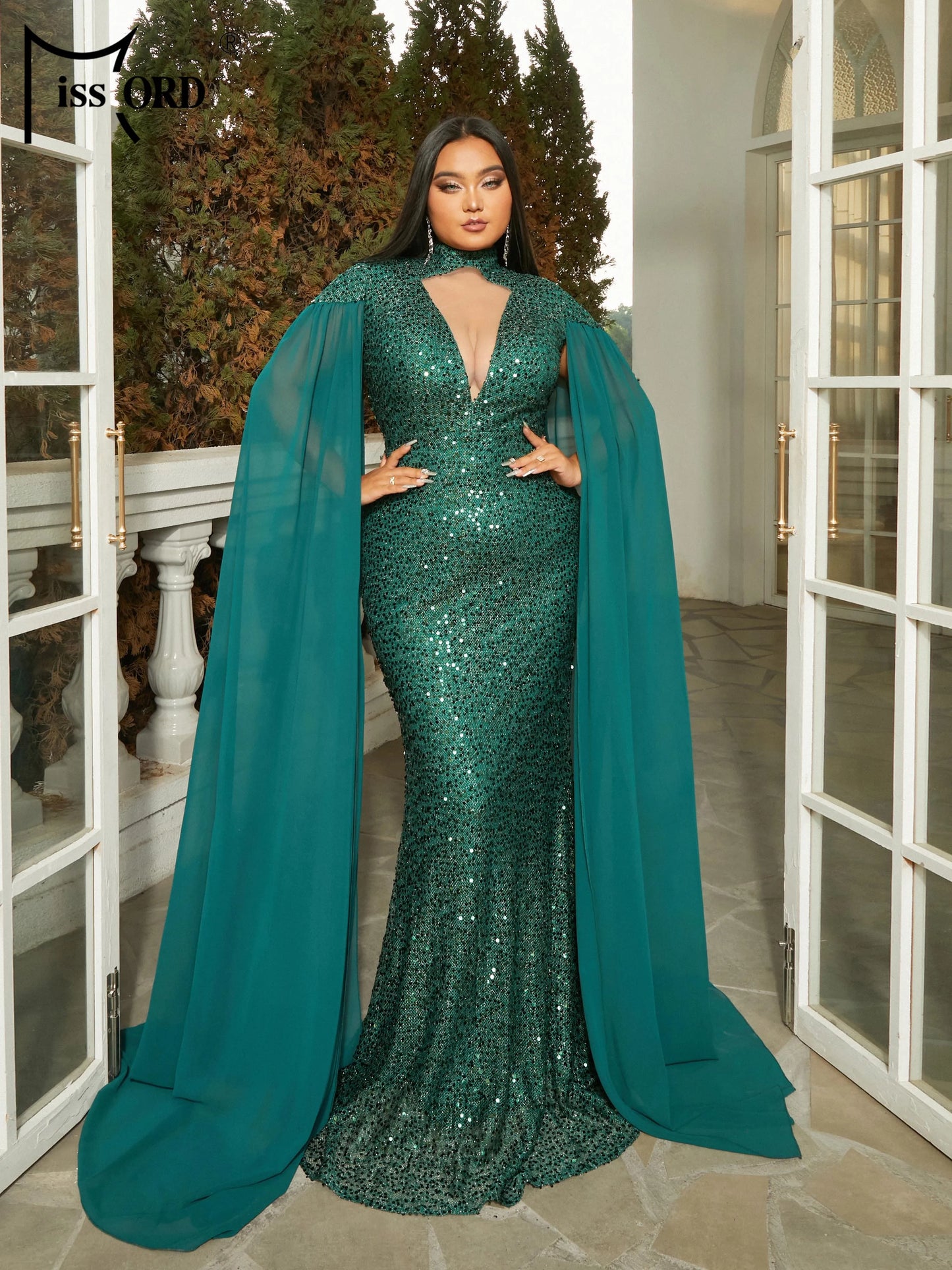 Maxy Plus Size Flowing Sleeves High Quality Luxury Dress Green Round Neck Sequin Mermaid Evening Dress